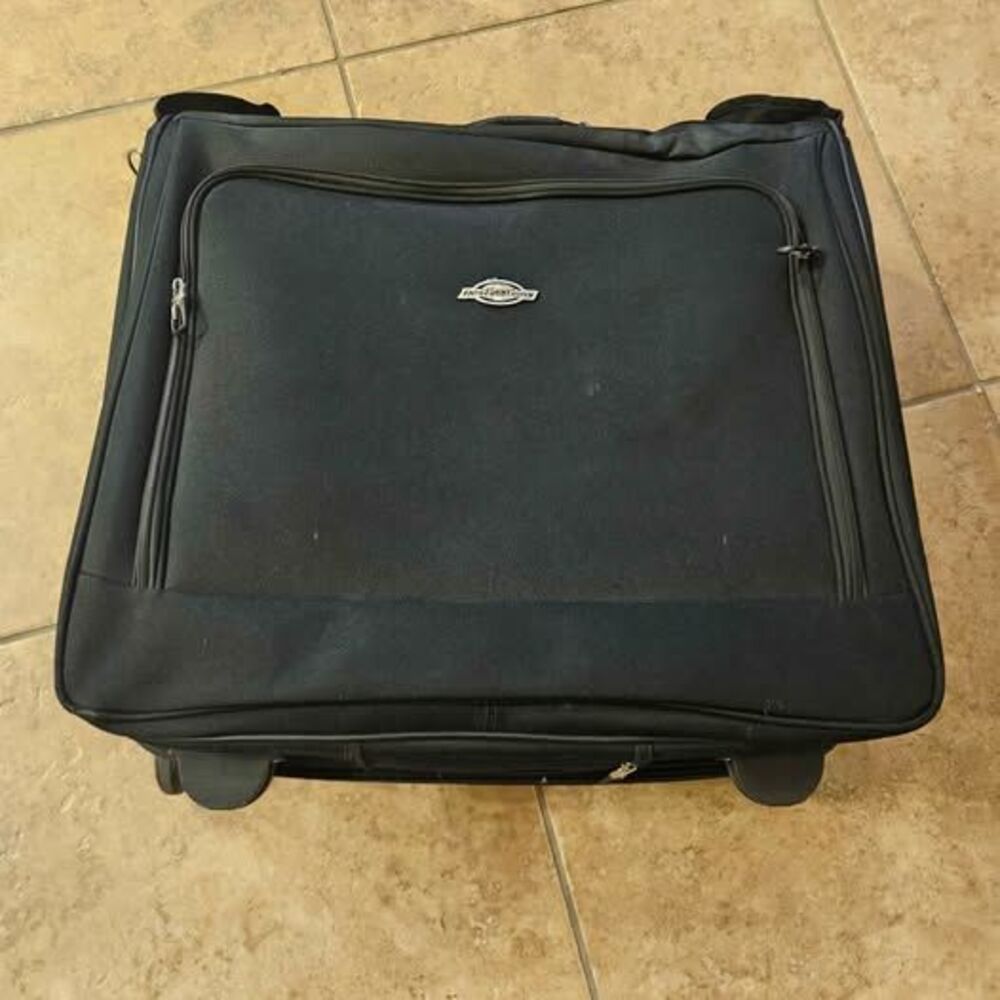 Destinations Rolling Black Garment Suitcase Luggage 22" x 23"